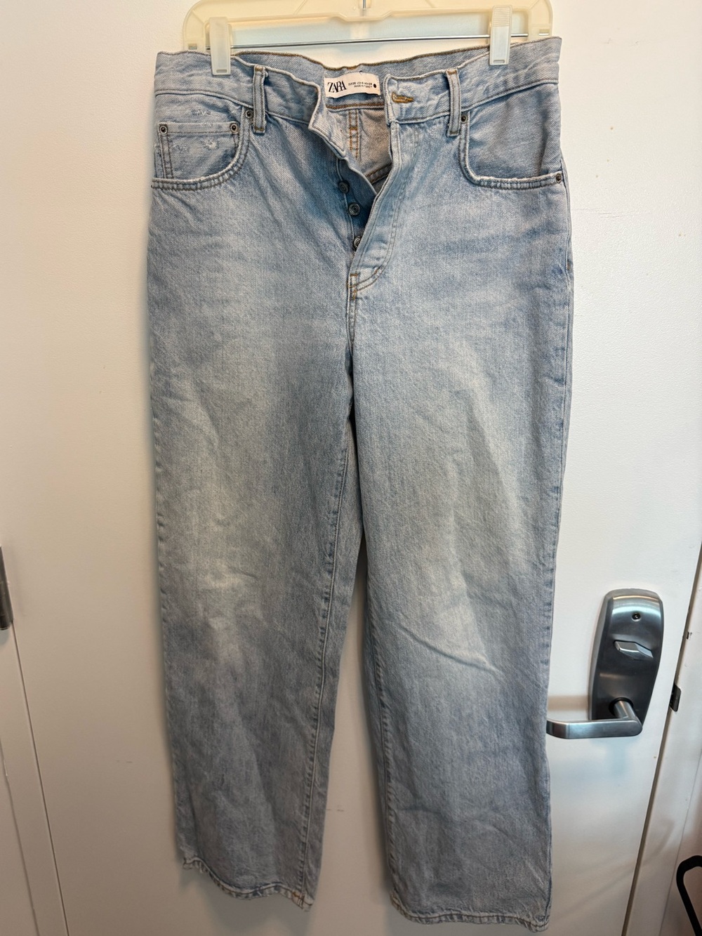 Zara Light Wash Wide-Leg Jeans | Button Up | Size 6